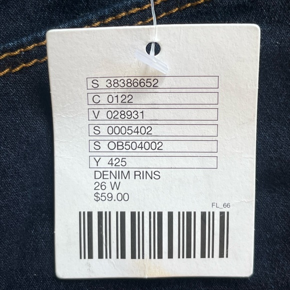 NWT Urban outfitters BDG Twig High Rise Jeans - Picture 3 of 3